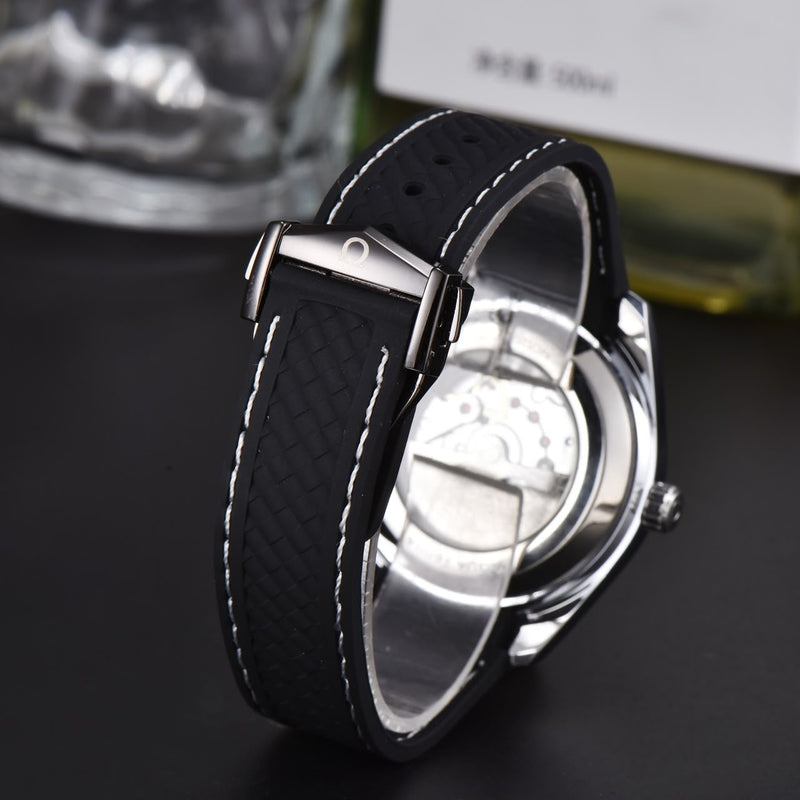 Omega Seamaster Planet Ocean 600M – Black