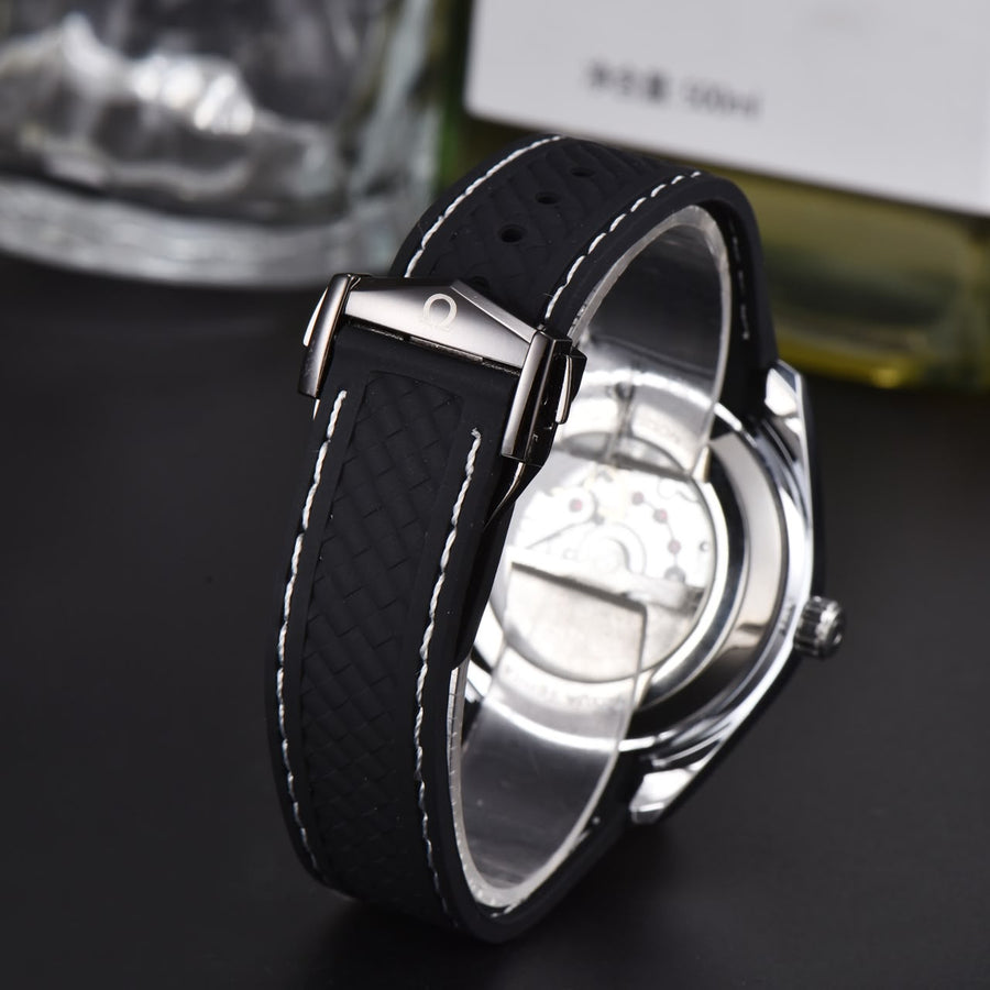 Omega Seamaster Planet Ocean 600M – Black